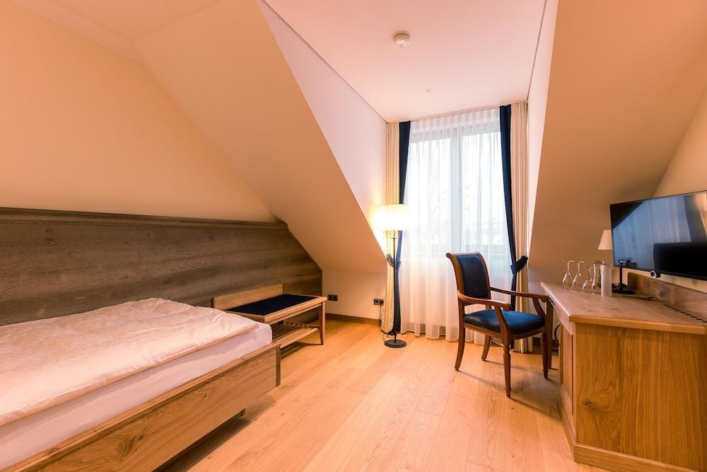 & Gaststaette Zum Erdinger Weissbraeu 3* Monaco di Baviera