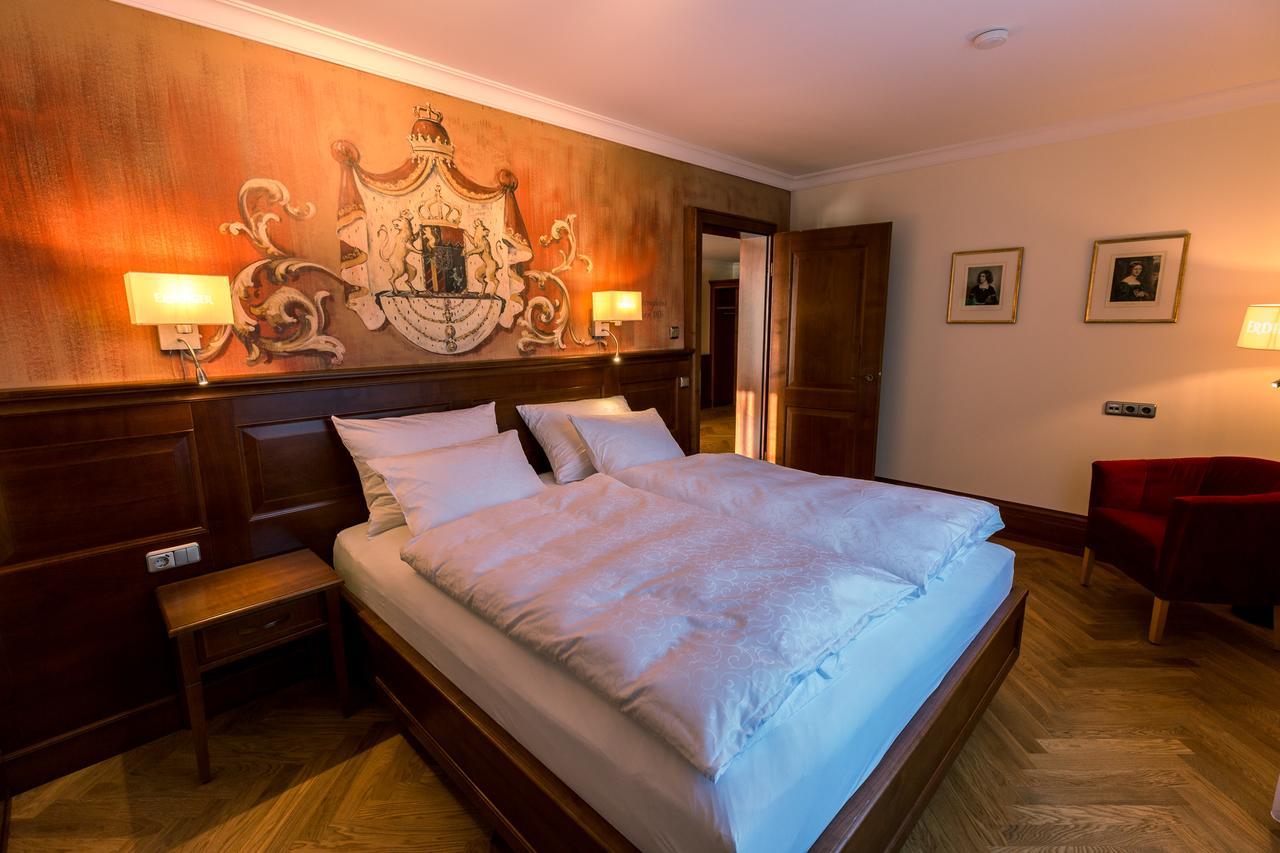 & Gaststaette Zum Erdinger Weissbraeu 3* Monaco di Baviera