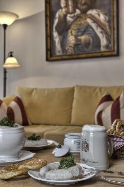 & Gaststaette Zum Erdinger Weissbraeu 3* Monaco di Baviera